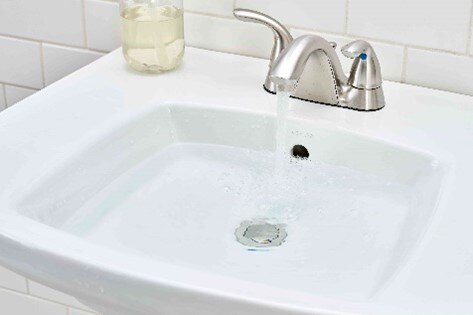 sink with water